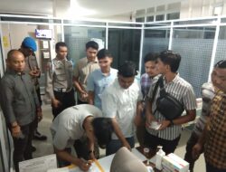 Pemeriksaan Urine Seluruh Anggota Sat Resnarkoba Polres Kuansing Berlangsung Lancar, Semua Hasil Negatif