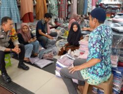 Bhabinkamtibmas Aiptu Nofri Adino Sambangi Warga dan Pelaku Usaha, Ajak Jaga Kamtibmas