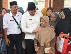 Plt Bupati Sidoarjo H Subandi Titip Pesan Beras Bantuan Jangan Dijual