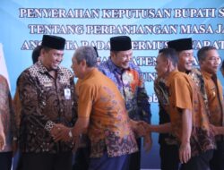 315 Anggota BPD Se-Kabupaten Sidoarjo Terima SK Perpanjangan Masa Jabatan