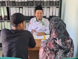 Langkah Legal Menuju Pelaminan: Syeapul & Nila Jalani Pemeriksaan Berkas Nikah Resmi di KUA Singingi Hilir