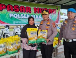 Polsek Siak Hulu Gelar Pasar Murah, 2 Ton Beras Ludes Terjual 