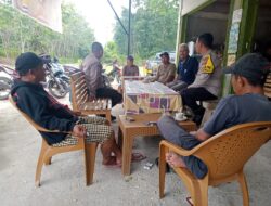 Polsek Kuantan Mudik Laksanakan Jumat Curhat di Desa Teberau Panjang, Serap Aspirasi dan Perkuat Kamtibmas