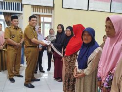 Pembagian BLT Desa Gunung Terang Berjalan Lancar, 40 KPM Terima Bantuan