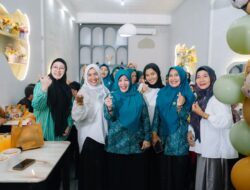 Ibu Bupati Kuantan Singingi Ny. Yulia Herma Resmikan Jajanan Kota Jalur Cafe & Eatery Lantai Dua