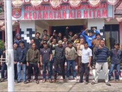 Aliansi Masyarakat Gunung Terang Gelar Aksi Damai, Desak Penggantian Pj Peratin Irfan dan Pembatalan Aparatur Baru