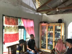 Kapolsek Benai Kunjungi Rumah Omak, Aktivis Diki Syahputra Ucapkan Terimakasih 