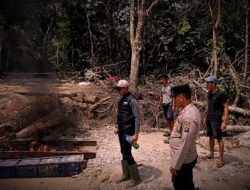 Polsek Benai dan Masyarakat Patroli Bersama Cegah PETI, Peralatan Setingkai Dimusnahkan