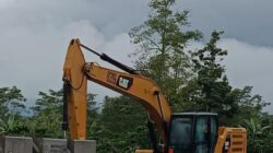 DIDUGA ALAT BERAT PROYEK PT STAR ENERGI PANAS BUMI RAMPOK SOLAR SUBSIDI MILIK WARGA DI SRIMENANTI AIR HITAM