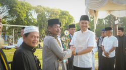 Kapolres Kuansing Shalat Idul Adha 1447 H Bersama Ribuan Jamaah di Lapangan Limuno Teluk Kuantan