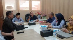 Konsolidasi Internal, Haris Kampai Pimpin Rapat Perdana di SPR