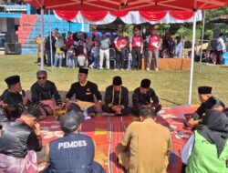 Kontingen Desa Koto Baru Angkat Tradisi “Pulang Bainduak” di Karnaval, Diiringi Musik Gondang Oguang