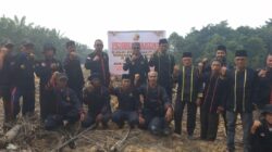 LEMBAGA ADAT DAN PEMUDA KOTO BARU GELAR AKSI TUNTUT PENGEMBALIAN TANAH ULAYAT DARI PT RAPP
